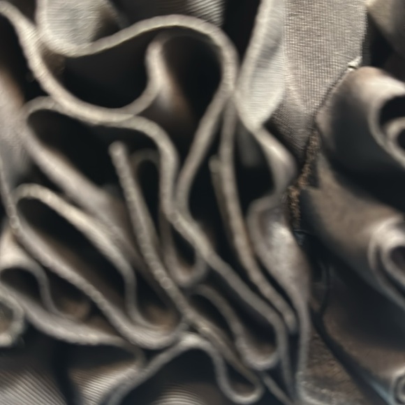 Jason Wu Black after five clutch three flower - Picture 10 of 12